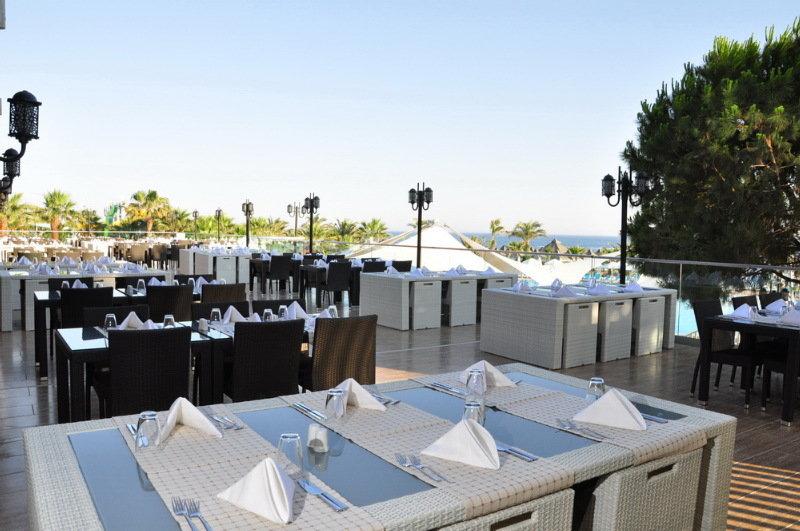 Paloma Oceana Hotel Side Exterior foto