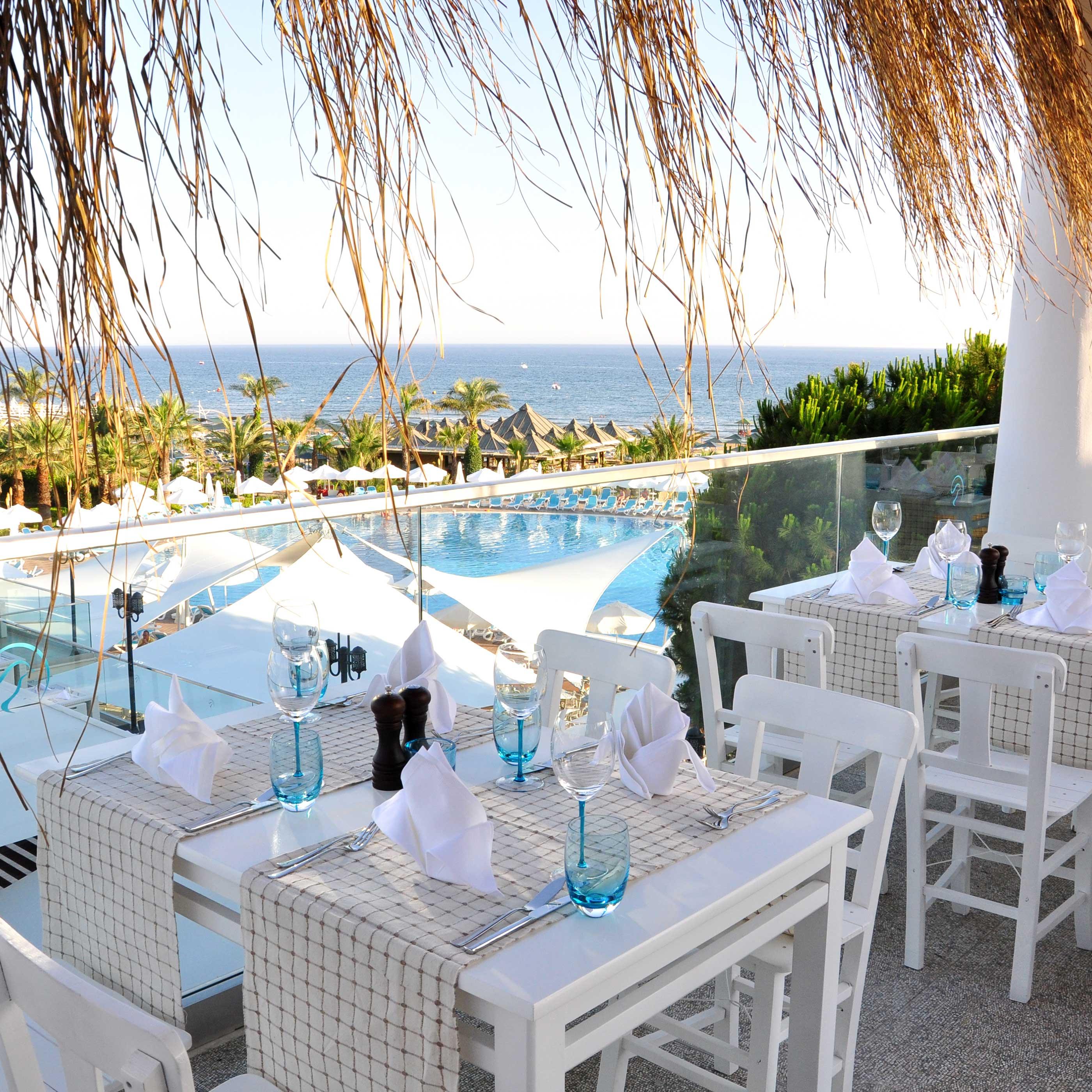 Paloma Oceana Hotel Side Exterior foto
